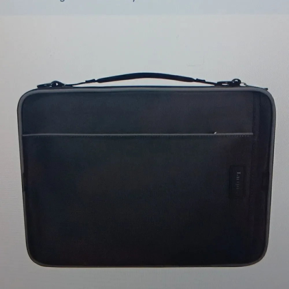 TARGUS SLIMCASE Grid Convertible‎ Slimcase With Dome Protection …